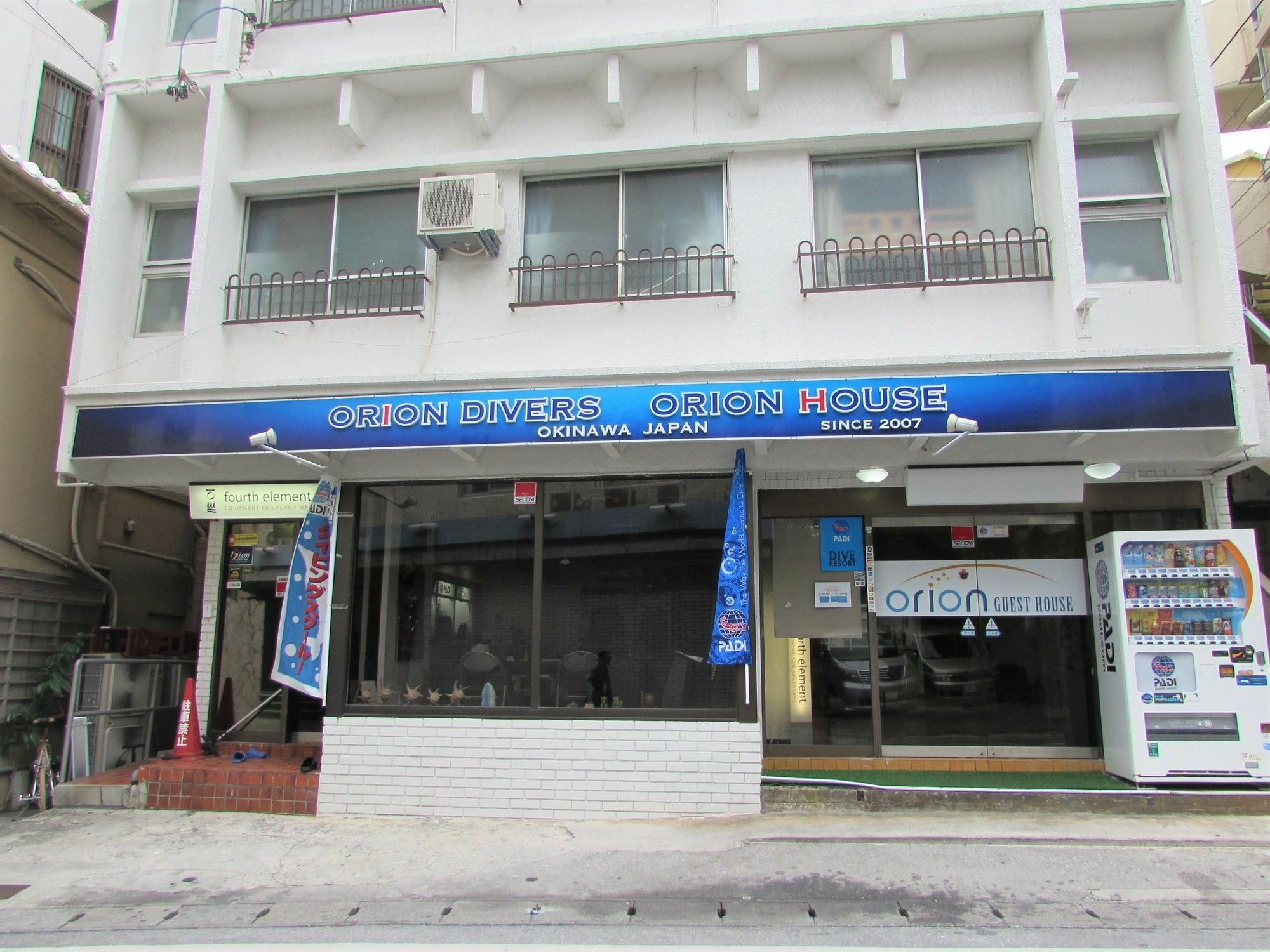 Orion Divers Guest House Naha Exterior foto